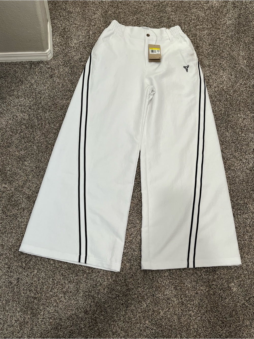 Women’s Nike x Kobe wide leg pants